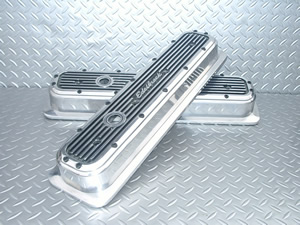 Edelbrock アルミバルブカバー